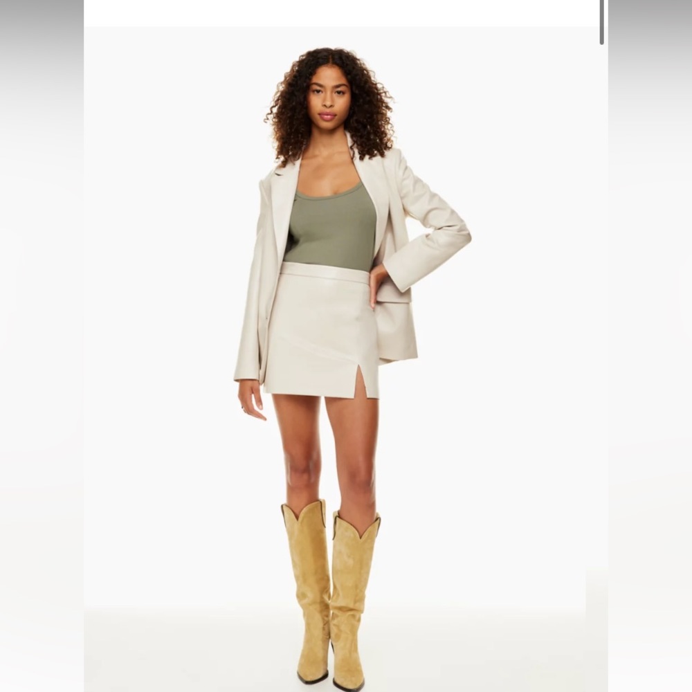Aritzia Cream Mini Skirt